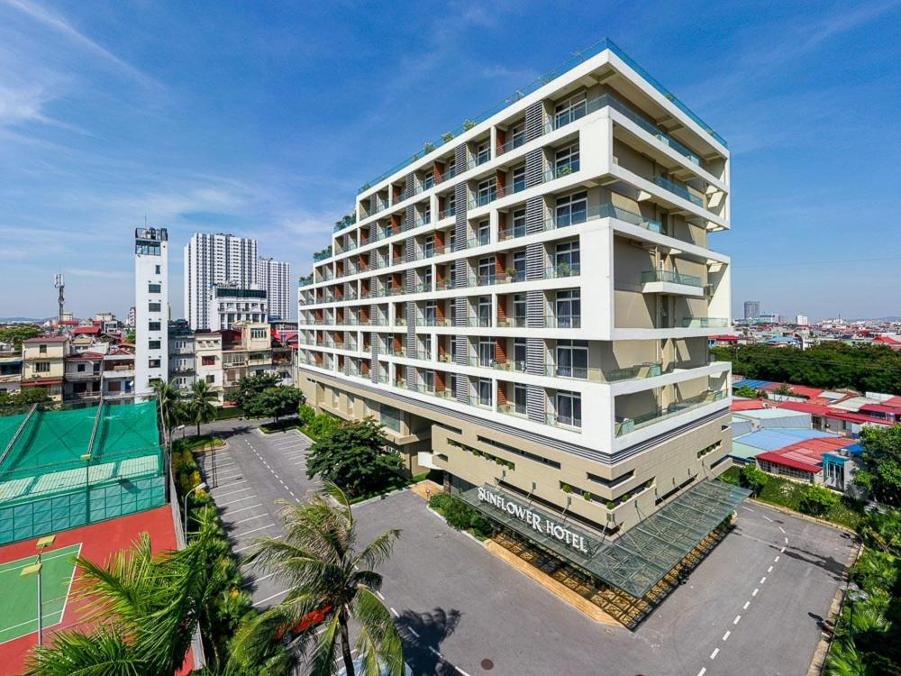 Sunflower International Village Hai Phong Exteriör bild